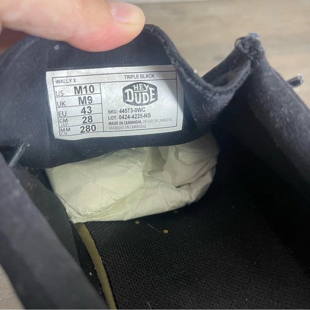 Hey Dude Wally X Mens 10 Triple Black Slip Resistant Work Wear Slip On‎ Shoes